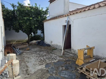 Moradia para Venda em São Domingos de Ana Loura