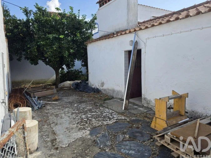 Moradia para Venda em São Domingos de Ana Loura Foto 3