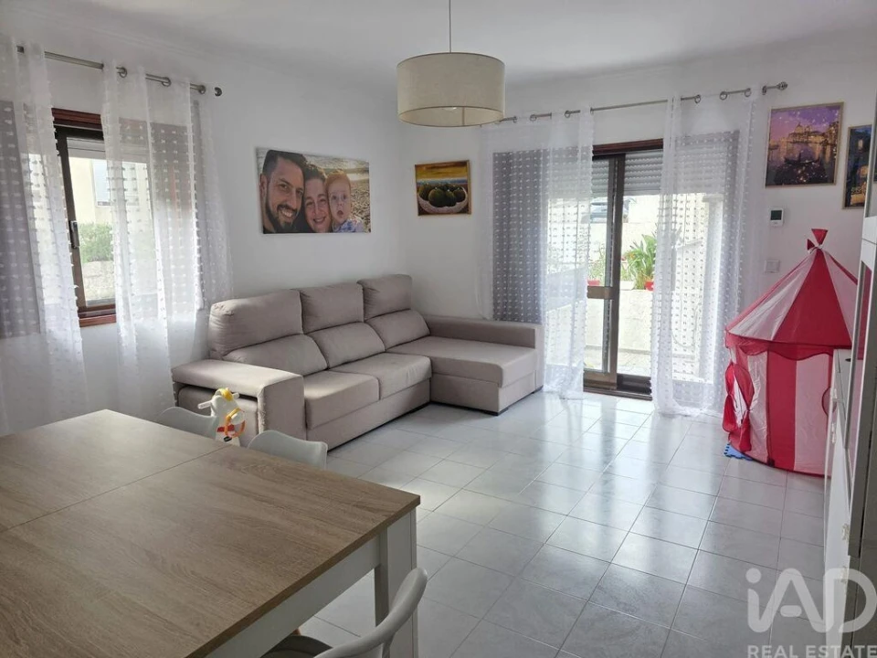 Apartamento T3 para Venda em Rio Tinto Foto 2