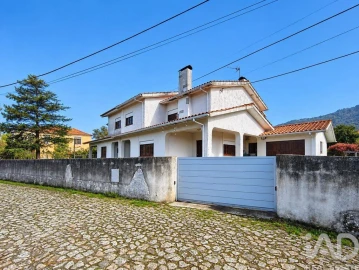 Moradia T3 para Venda em Carreço