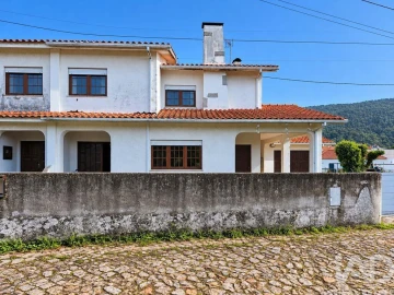 Moradia T3 para Venda em Carreço