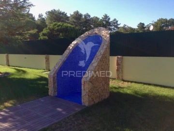 Moradia T5 para Venda em Azeitão (São Lourenço e São Simão)
