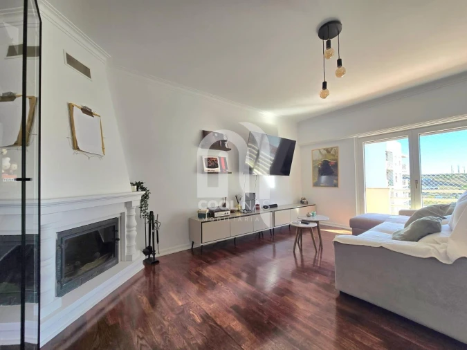Apartamento T2 para Venda em Queluz e Belas Foto 9