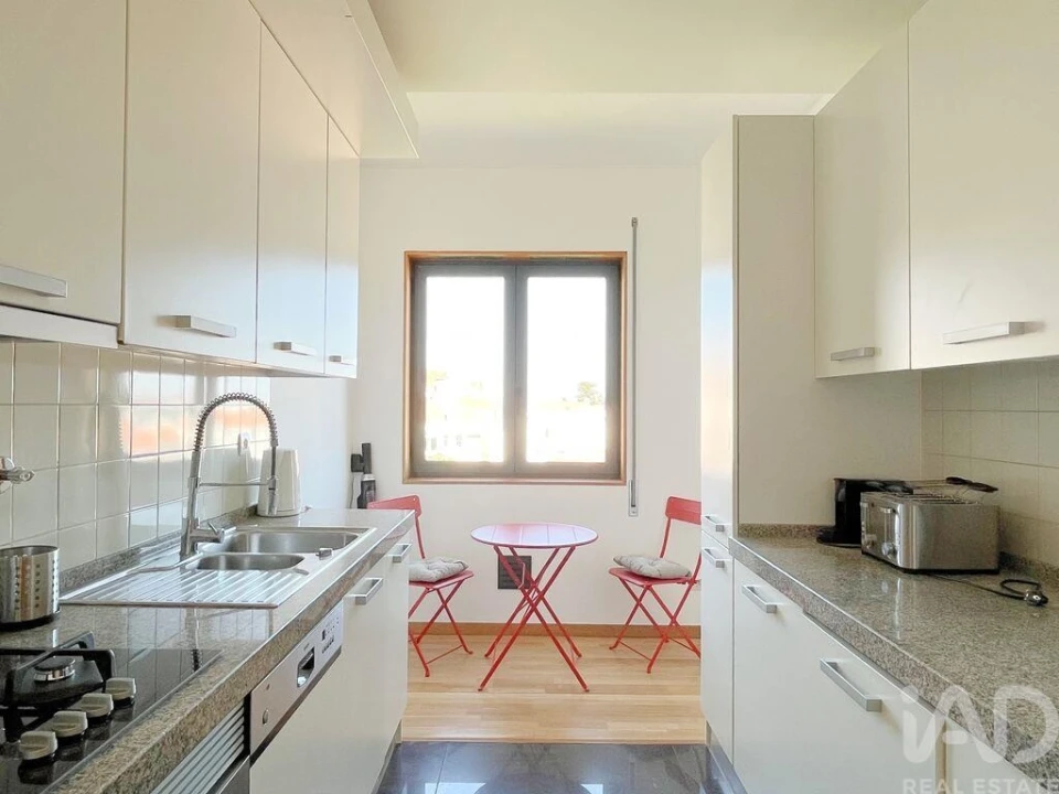 Apartamento T2 para Arrendamento em Ajuda Foto 8