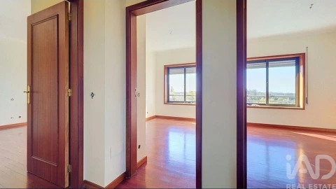 Apartamento T3 para Venda em Paços de Brandão