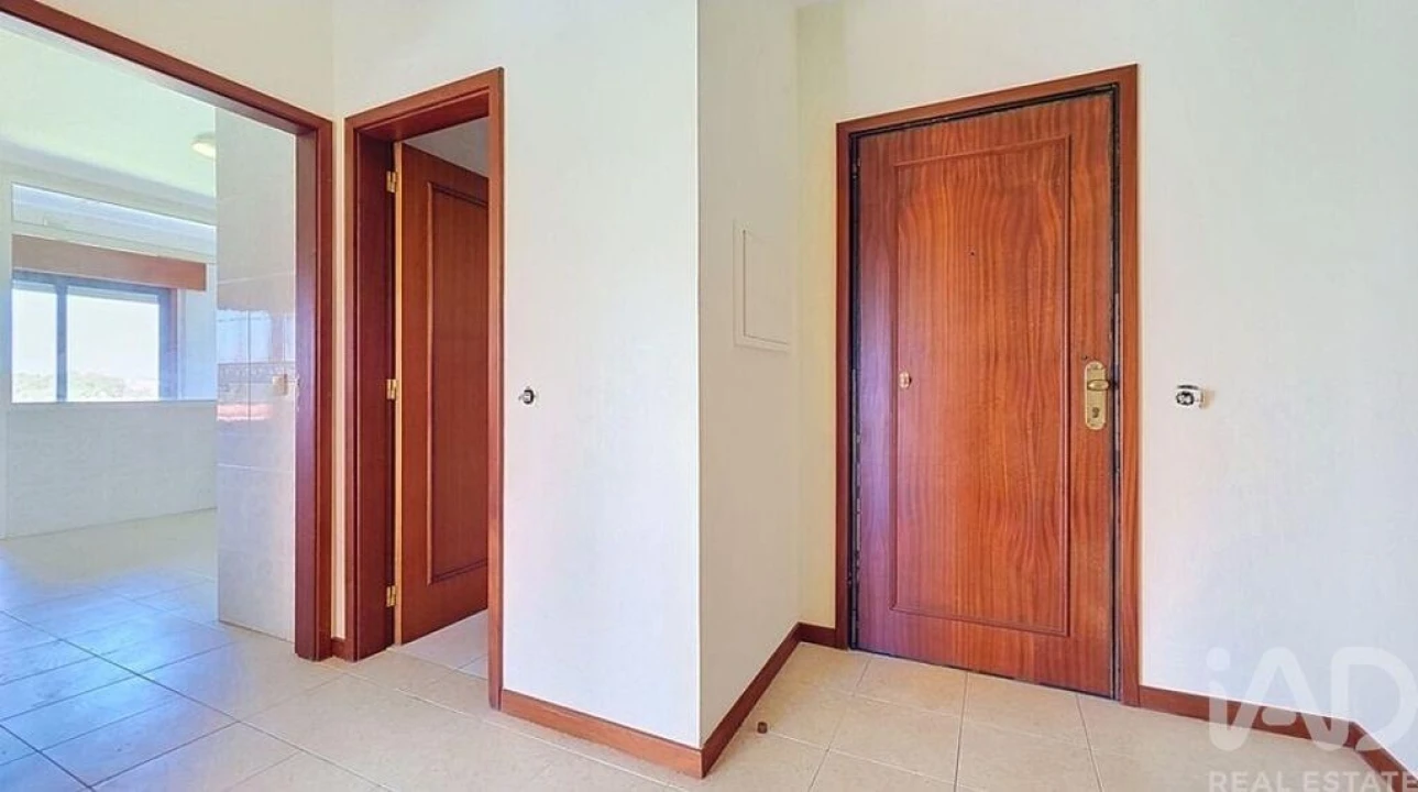 Apartamento T3 para Venda em Paços de Brandão Foto 20