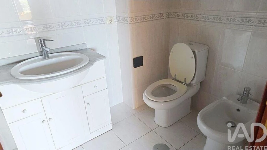 Apartamento T3 para Venda em Paços de Brandão Foto 15