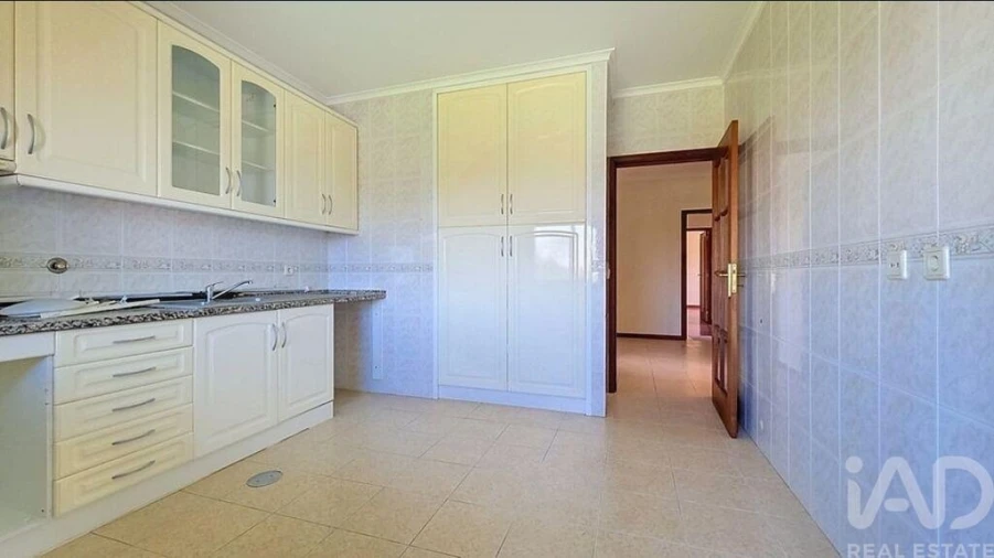 Apartamento T3 para Venda em Paços de Brandão Foto 8