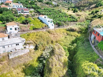 Terreno para Venda em Ribeira Brava