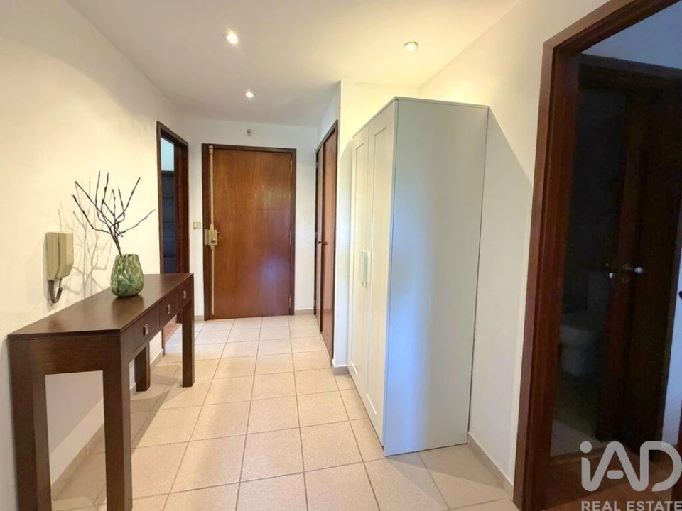 Apartamento T1 para Venda em São Mamede de Infesta e Senhora da Hora Foto 2