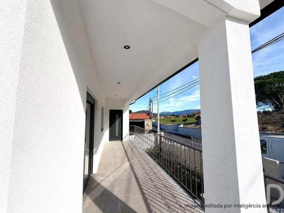 Moradia T6 para Venda em Vila Franca Foto 2