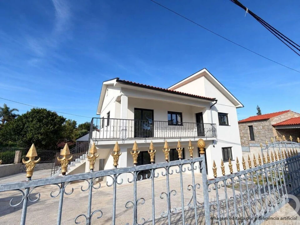 Moradia T6 para Venda em Vila Franca Foto 11