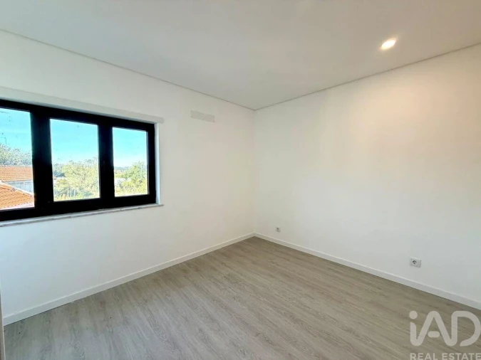 Moradia T6 para Venda em Vila Franca Foto 5