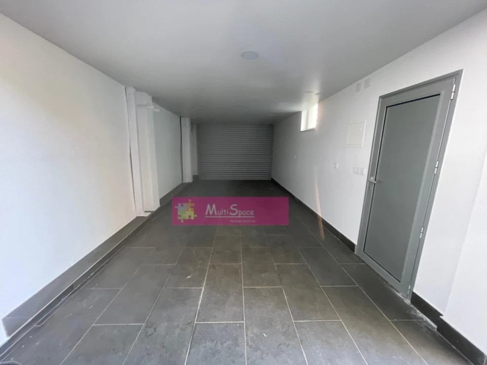 Moradia T3 para Venda em Nossa Sra de Fatima Foto 24