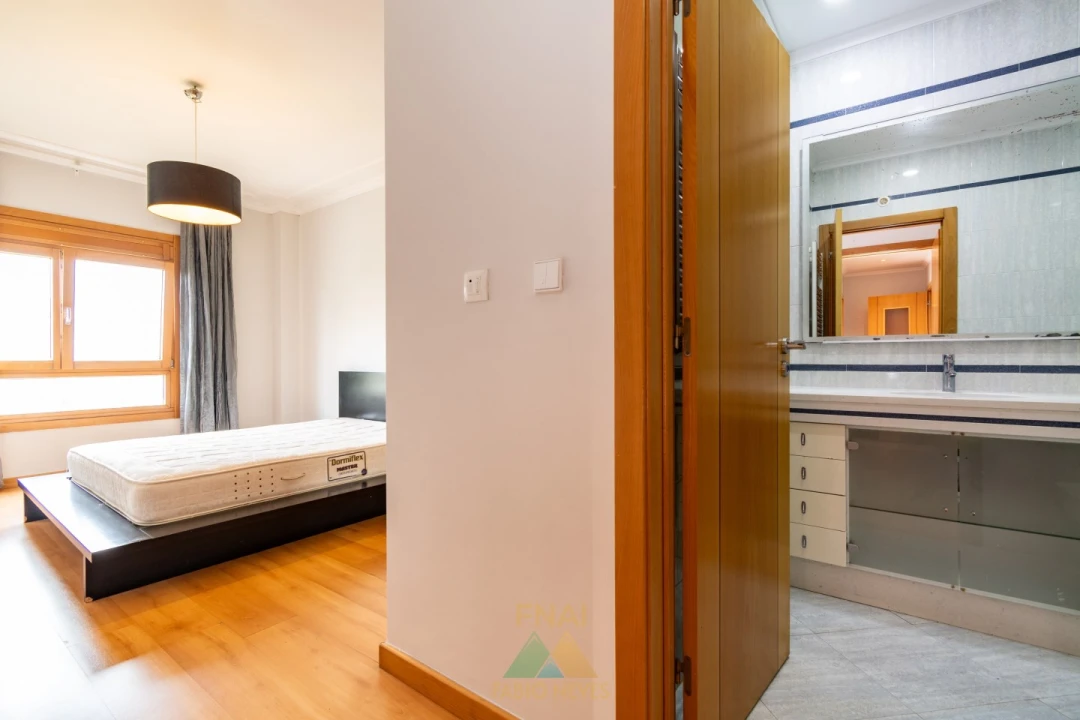 Apartamento T3 para Venda em Odivelas Foto 9