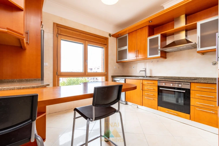 Apartamento T3 para Venda em Odivelas Foto 5