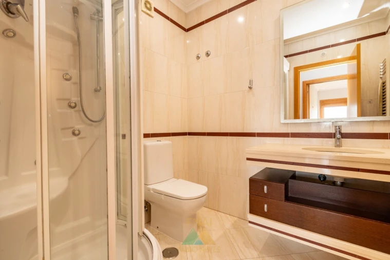 Apartamento T3 para Venda em Odivelas Foto 13
