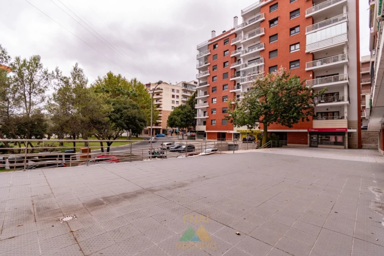 Apartamento T3 para Venda em Odivelas Foto 24