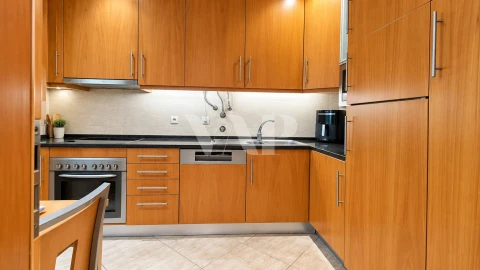 Apartamento T2 para Venda em Albufeira e Olhos de Água
