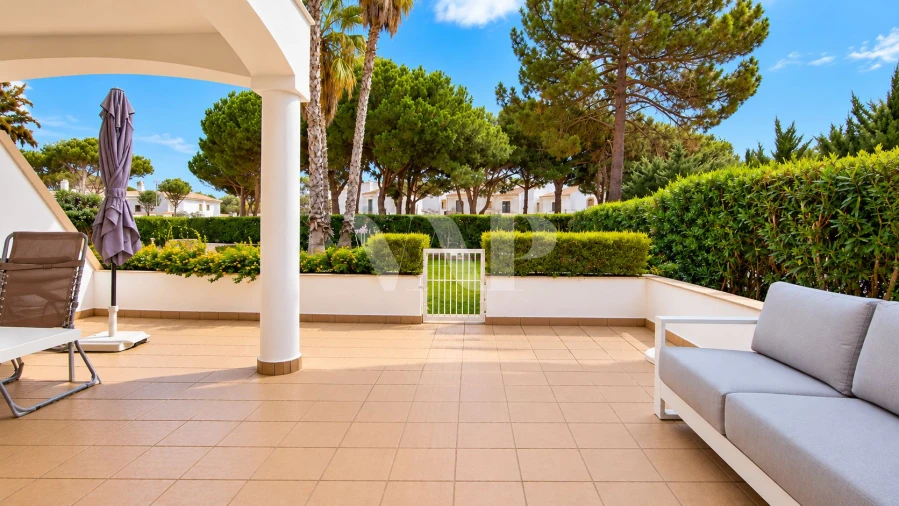Apartamento T2 para Venda em Albufeira e Olhos de Água Foto 3