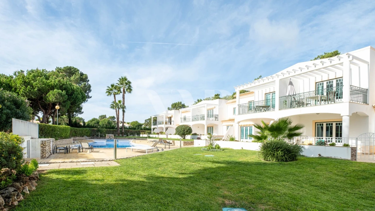 Apartamento T2 para Venda em Albufeira e Olhos de Água Foto 6