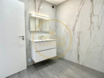 Apartamento T3 para Venda em Quelfes