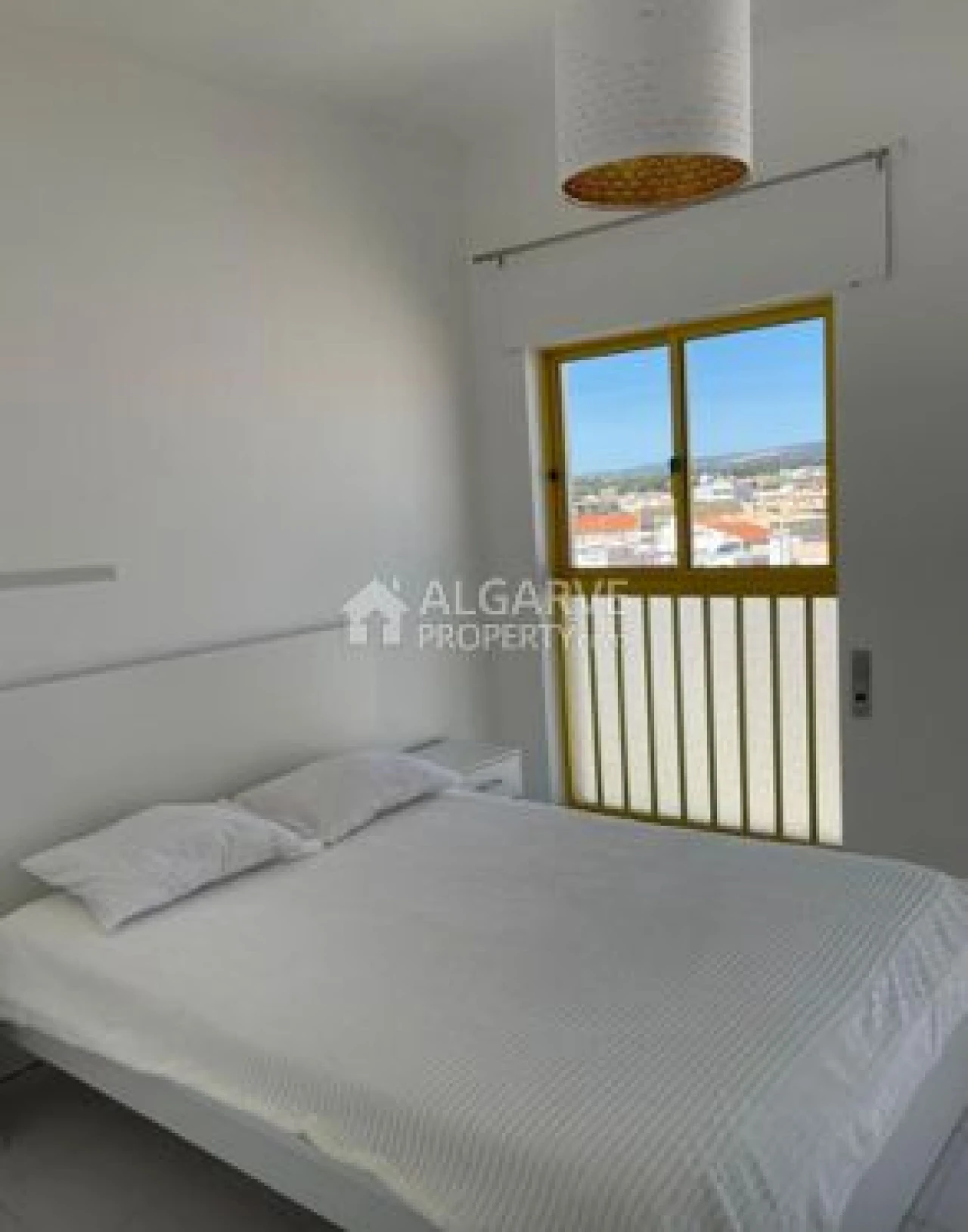 Apartamento T1 para Venda em Quarteira Foto 6