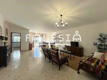 Apartamento T2 para Venda em Albufeira e Olhos de Água