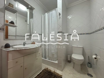 Apartamento T2 para Venda em Albufeira e Olhos de Água