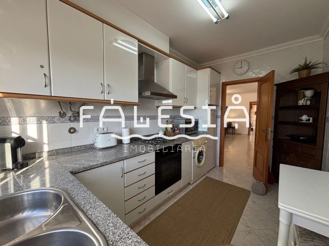 Apartamento T2 para Venda em Albufeira e Olhos de Água Foto 9