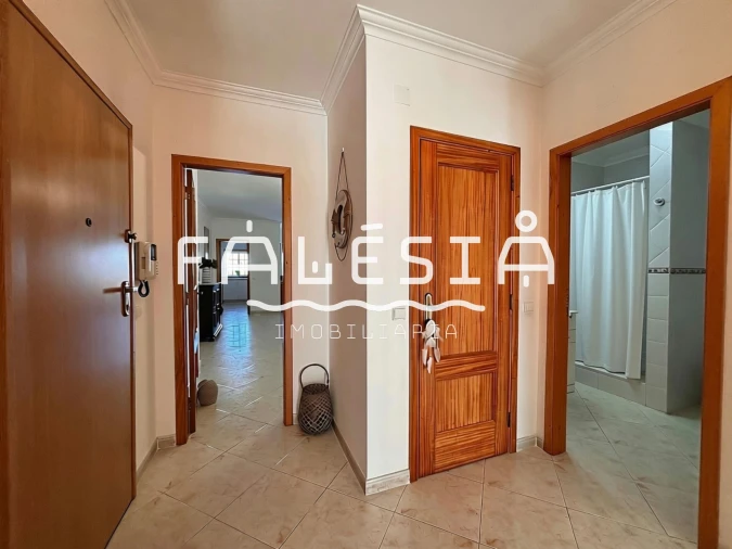 Apartamento T2 para Venda em Albufeira e Olhos de Água Foto 2