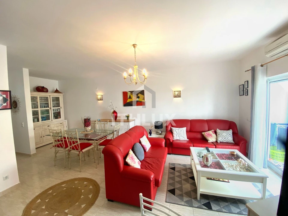 Apartamento T2 para Venda em Quarteira Foto 1