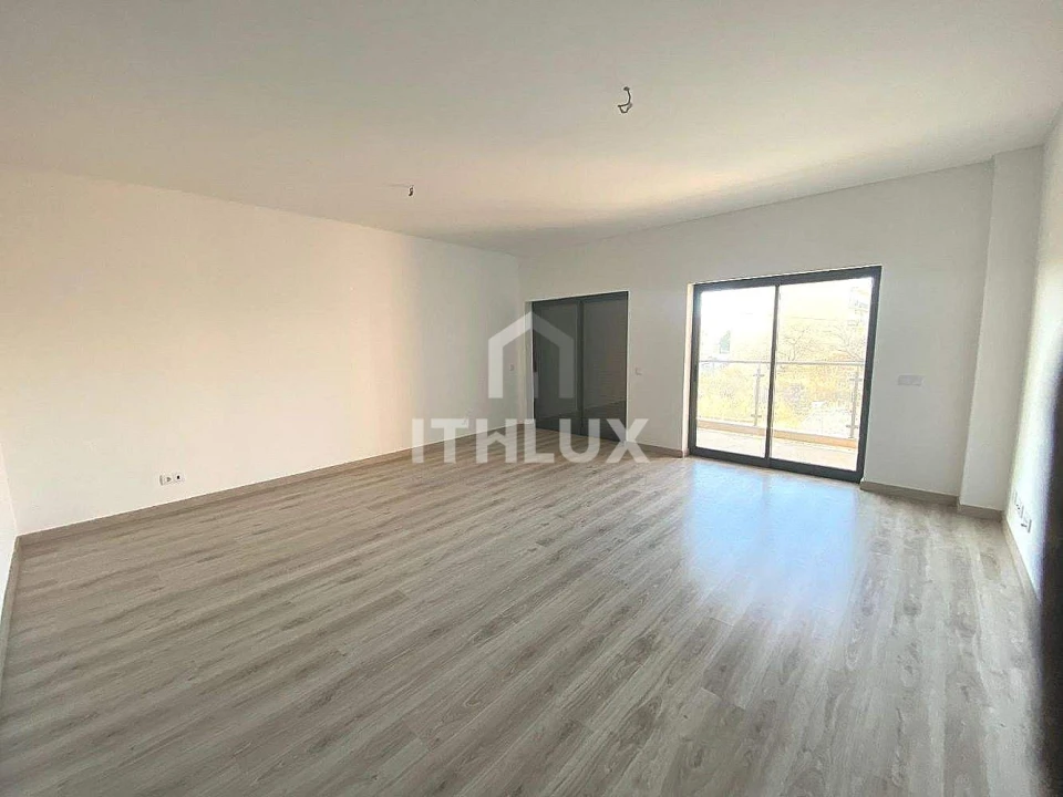 Apartamento T3 para Venda em Loule (São Clemente) Foto 1