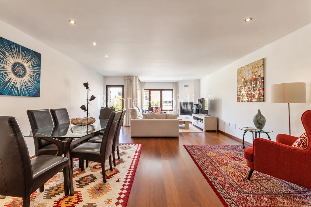 Apartamento T4 para Venda em Cascais e Estoril Foto 4