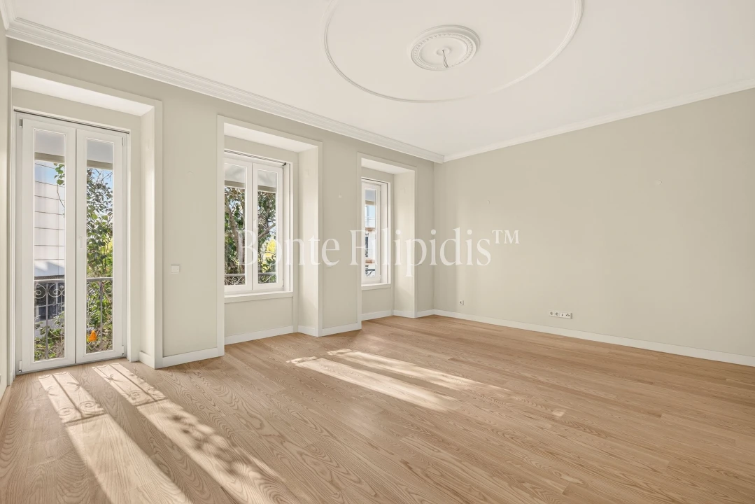 Apartamento T2 para Arrendamento em Arroios Foto 4