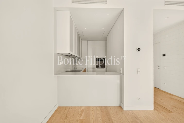 Apartamento T2 para Arrendamento em Arroios Foto 8