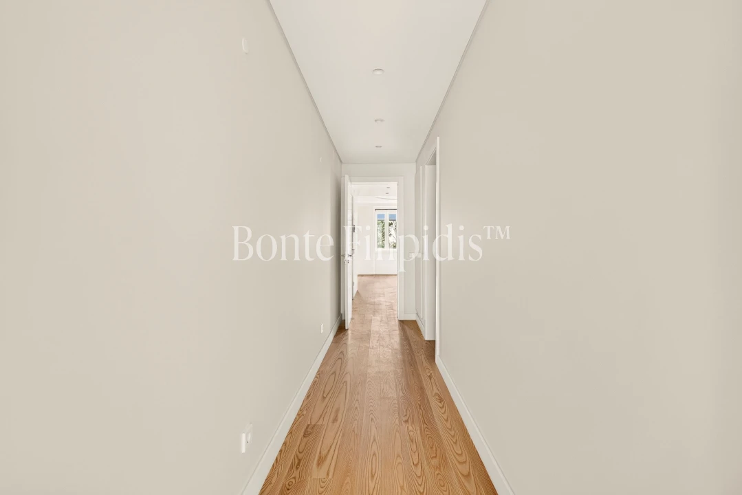Apartamento T2 para Arrendamento em Arroios Foto 12