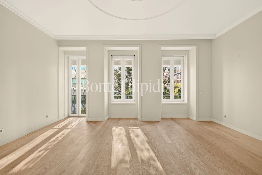 Apartamento T2 para Arrendamento em Arroios Foto 3