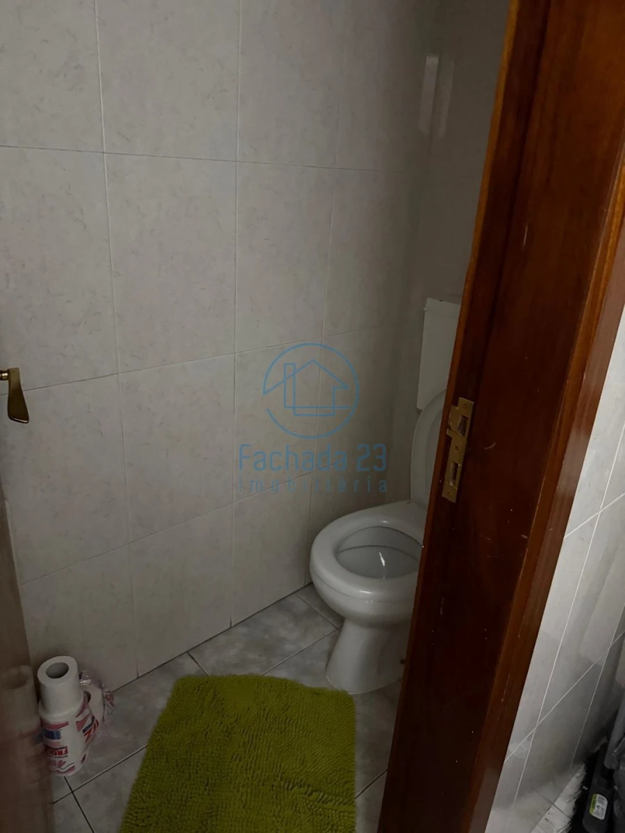 Negócio para Venda em Vilar de Andorinho Foto 14
