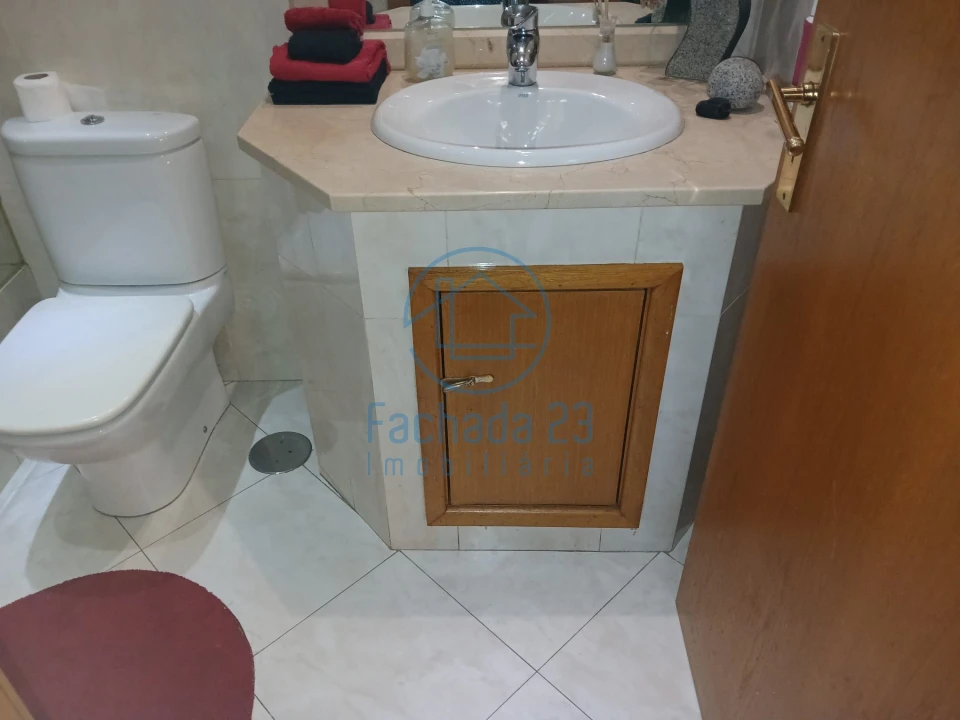 Apartamento T2 para Venda em Santa Marinha e São Pedro da Afurada Foto 28