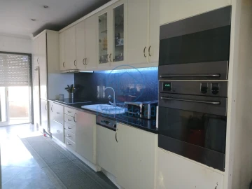 Apartamento T2 para Venda em Santa Marinha e São Pedro da Afurada