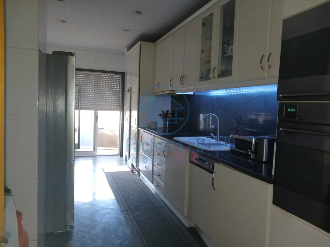Apartamento T2 para Venda em Santa Marinha e São Pedro da Afurada Foto 11