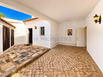Moradia T3 para Venda em Quarteira
