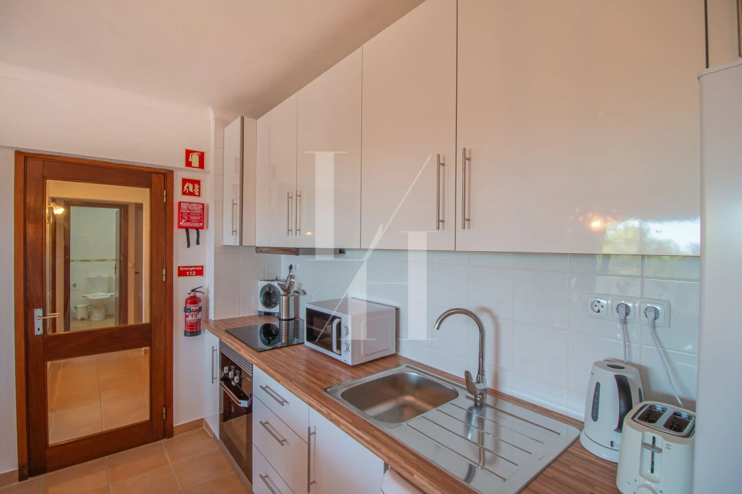 Apartamento T2 para Arrendamento em Quarteira Foto 8
