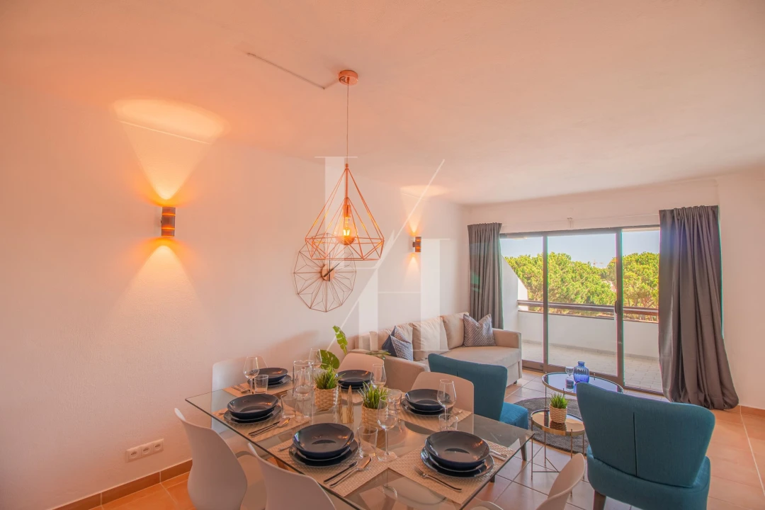 Apartamento T2 para Arrendamento em Quarteira Foto 11