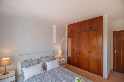 Apartamento T2 para Arrendamento em Quarteira