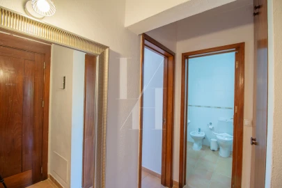 Apartamento T2 para Arrendamento em Quarteira