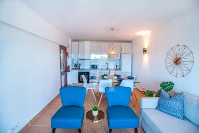 Apartamento T2 para Arrendamento em Quarteira
