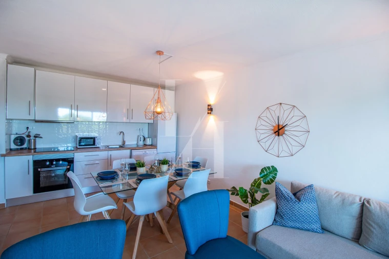 Apartamento T2 para Arrendamento em Quarteira Foto 9