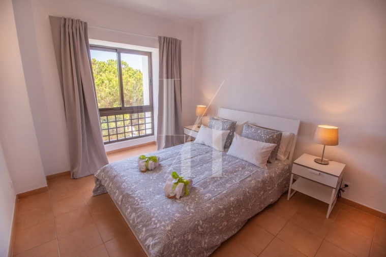 Apartamento T2 para Arrendamento em Quarteira Foto 14